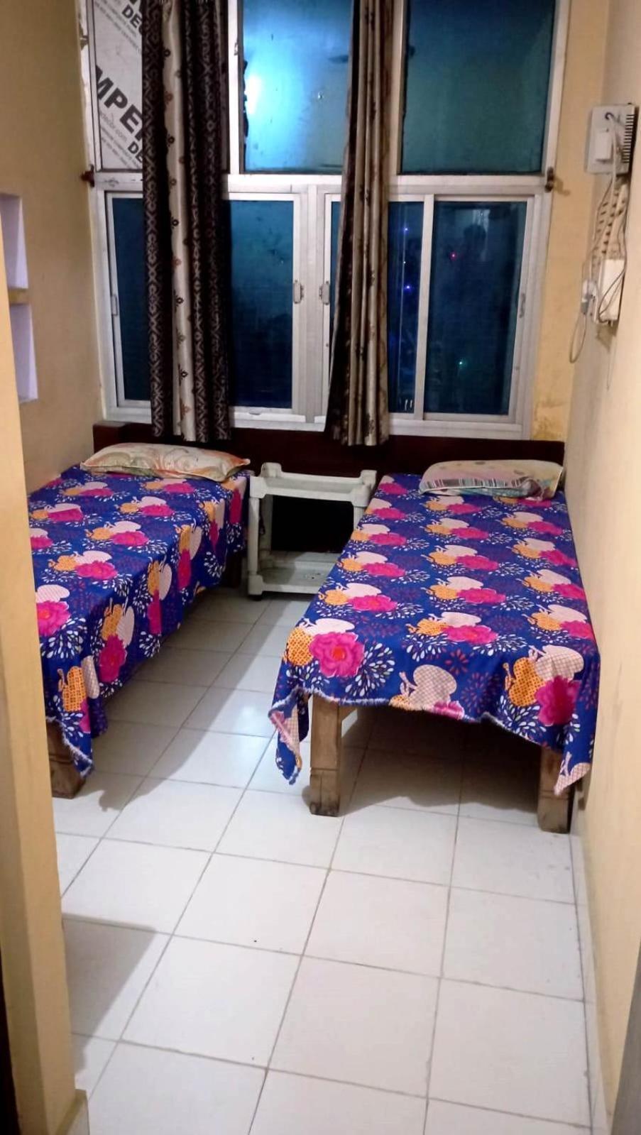 Tiwari Palace Modern Vision Guest House Varanasi Exterior photo